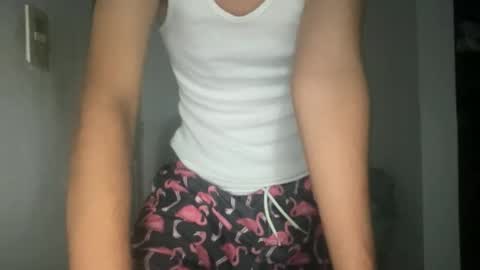 candyperfumeboyy online show from April 26, 3:48 am