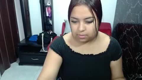 candyplayass online show from June 19, 1:04 pm