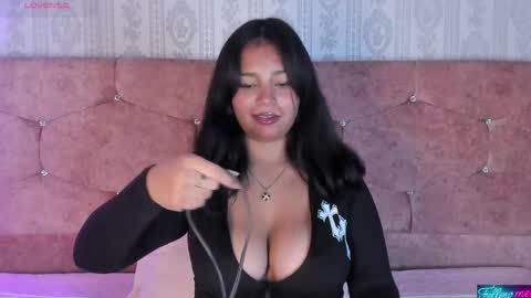 Candys Victoria online show from May 13, 4:32 am