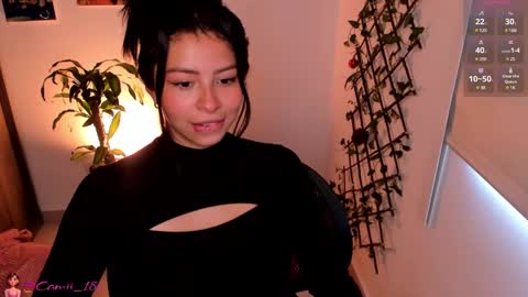 Snapshot of candyxpeach chatting on December 5, 6:22 pm Camilla online show from December 5, 6:22 pm