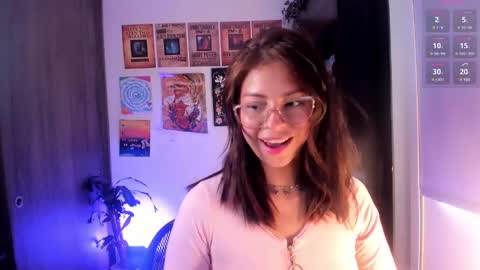 Snapshot of candyxpeach chatting on February 3, 6:17 pm Camilla online show from February 3, 6:17 pm
