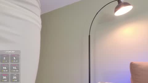 Isabella online show from July 2, 2:01 pm