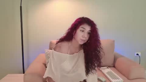 Isabella online show from July 4, 7:09 pm