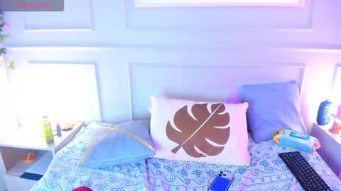 Snapshot of candyy_rossee chatting on March 7, 5:37 am Hanna online show from March 7, 5:37 am