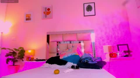 Candy online show from November 10, 7:13 pm