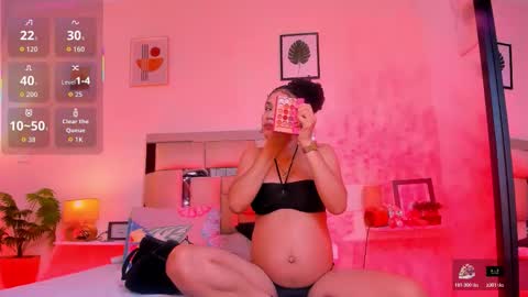 Candy online show from November 13, 7:35 pm