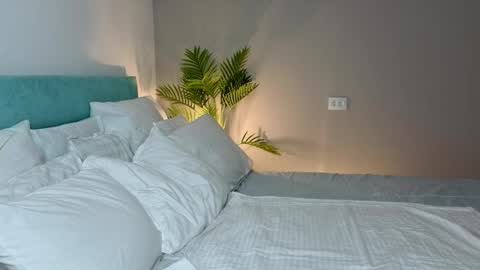 candyyy____ online show from February 12, 1:17 pm