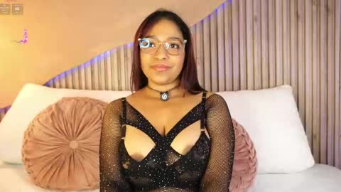 Snapshot of canela_hotxx chatting on March 27, 12:38 pm Canela Hot online show from March 27, 12:38 pm