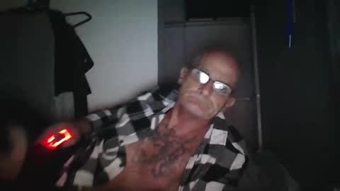 canisnifyerpanties online show from April 5, 10:01 am