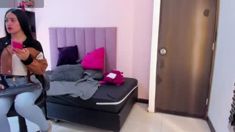 canndy_lover online show from June 9, 1:01 pm