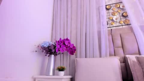 cannelasmith online show from May 16, 12:29 am