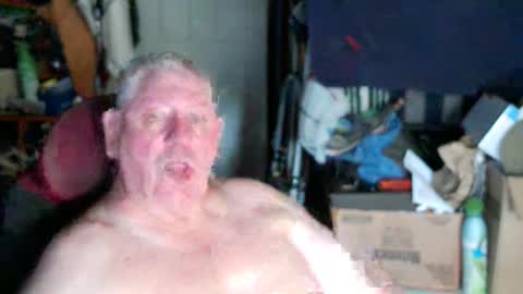 canoelicker69 online show from September 18, 1:35 pm