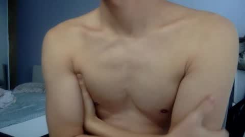 Snapshot of caobicao chatting on January 18, 4:53 pm contrast moe online show from January 18, 4:53 pm