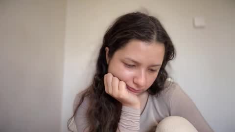 Snapshot of cappuccinokiss chatting on October 14, 5:30 am Emma online show from October 14, 5:30 am