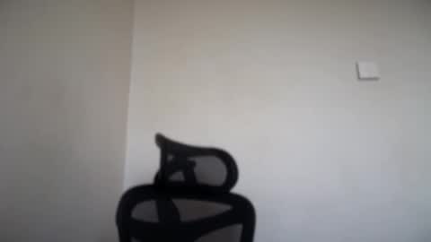 Snapshot of cappuccinokiss chatting on October 22, 6:02 am Emma online show from October 22, 6:02 am