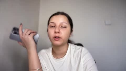 Emma online show from March 16, 8:07 am