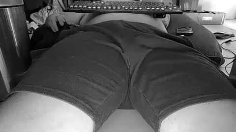 Snapshot of captain_fatcock chatting on May 28, 9:06 am captain_fatcock online show from May 28, 9:06 am