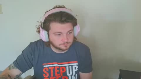 Snapshot of captianplanet1313 chatting on September 16, 12:39 pm captianplanet1313 online show from September 16, 12:39 pm