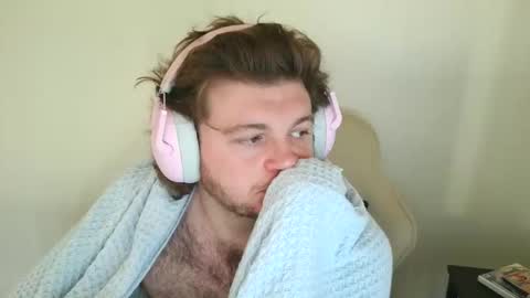 Snapshot of captianplanet1313 chatting on October 17, 12:19 pm captianplanet1313 online show from October 17, 12:19 pm