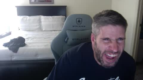 captmorgan30263 online show from October 16, 8:32 pm