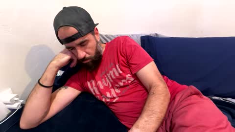 Snapshot of captnblackbeard chatting on December 4, 1:25 am captnblackbeard online show from December 4, 1:25 am