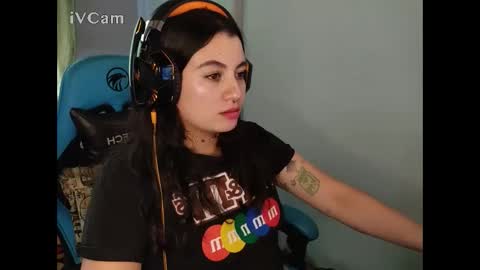 cara890713 online show from January 15, 6:08 pm