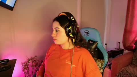 cara890713 online show from March 4, 7:11 pm