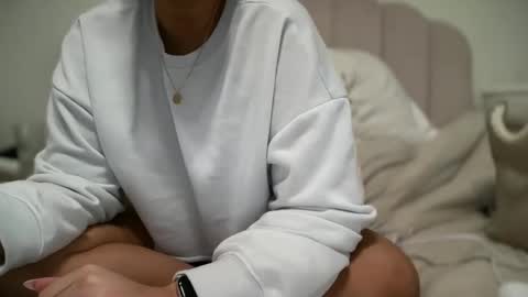 Cara Bou online show from March 21, 9:51 pm