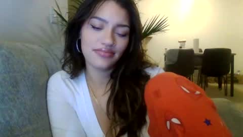 Snapshot of caramelmami26 chatting on January 11, 10:29 pm caramelmami26 online show from January 11, 10:29 pm