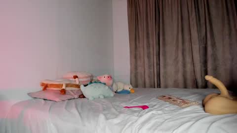              online show from December 5, 2:20 am