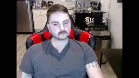 Snapshot of cardi_beans chatting on March 10, 8:45 pm cardi_beans online show from March 10, 8:45 pm