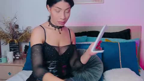 cardi_sin online show from May 6, 7:13 am