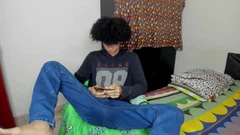 Carlos and Cristian  online show from November 5, 8:25 am