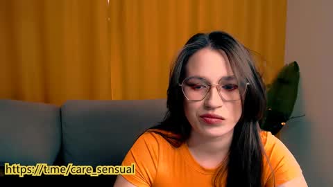 Snapshot of care_sensual chatting on December 25, 7:57 am Mary online show from December 25, 7:57 am