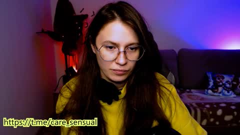 Snapshot of care_sensual chatting on January 27, 8:18 am Mary online show from January 27, 8:18 am