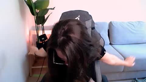 Snapshot of care_sensual chatting on September 10, 6:35 am Mary online show from September 10, 6:35 am