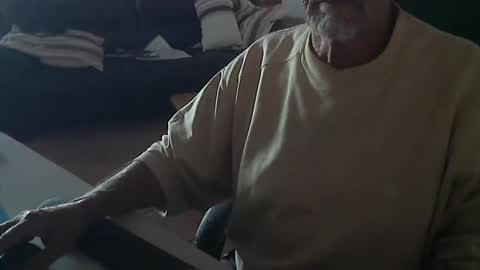 Snapshot of cargo69 chatting on October 18, 4:19 pm cargo69 online show from October 18, 4:19 pm