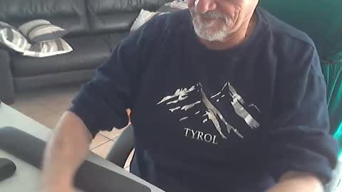 Snapshot of cargo69 chatting on January 17, 11:48 am cargo69 online show from January 17, 11:48 am