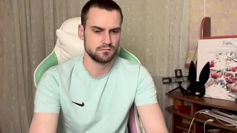 Snapshot of cari_2you chatting on November 9, 7:01 pm Cari online show from November 9, 7:01 pm