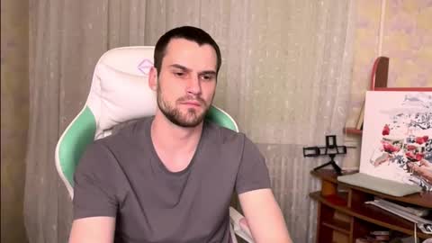 Snapshot of cari_2you chatting on November 28, 7:38 pm Cari online show from November 28, 7:38 pm