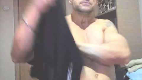 Laz online show from December 15, 7:40 pm