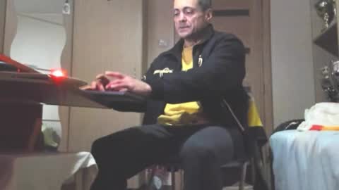 Laz online show from February 21, 1:56 pm