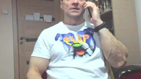 Laz online show from April 2, 7:00 pm