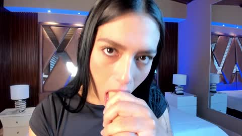 Snapshot of carina_rossi chatting on January 25, 11:34 am Carina online show from January 25, 11:34 am