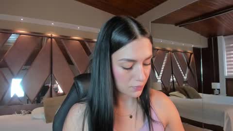 Snapshot of carina_rossi chatting on October 10, 12:48 pm Carina online show from October 10, 12:48 pm