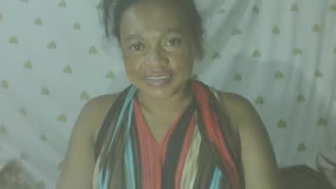 carinesexy69 online show from February 19, 11:45 pm