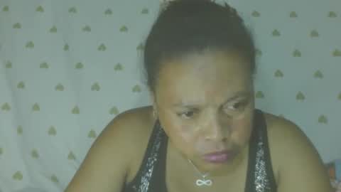 carinesexy69 online show from May 7, 11:59 am