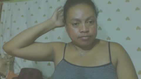 carinesexy69 online show from May 11, 12:11 pm