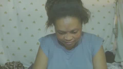 carinesexy69 online show from May 14, 5:36 am