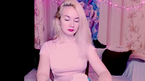 Carin online show from May 20, 4:51 am